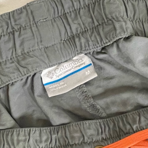 COLUMBIA gray athletic shorts with no liner - Picture 11 of 14